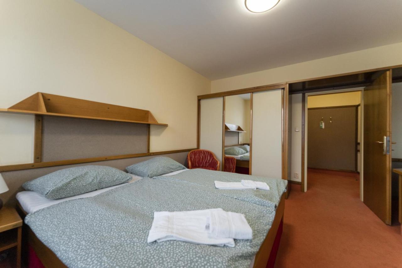 Hotel Amco 자브르제흐 외부 사진